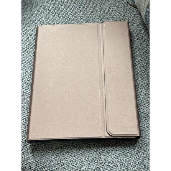 JUQITECH iPad Pro 11 case‎ with Wireless Keyboard - Picture 1 of 4